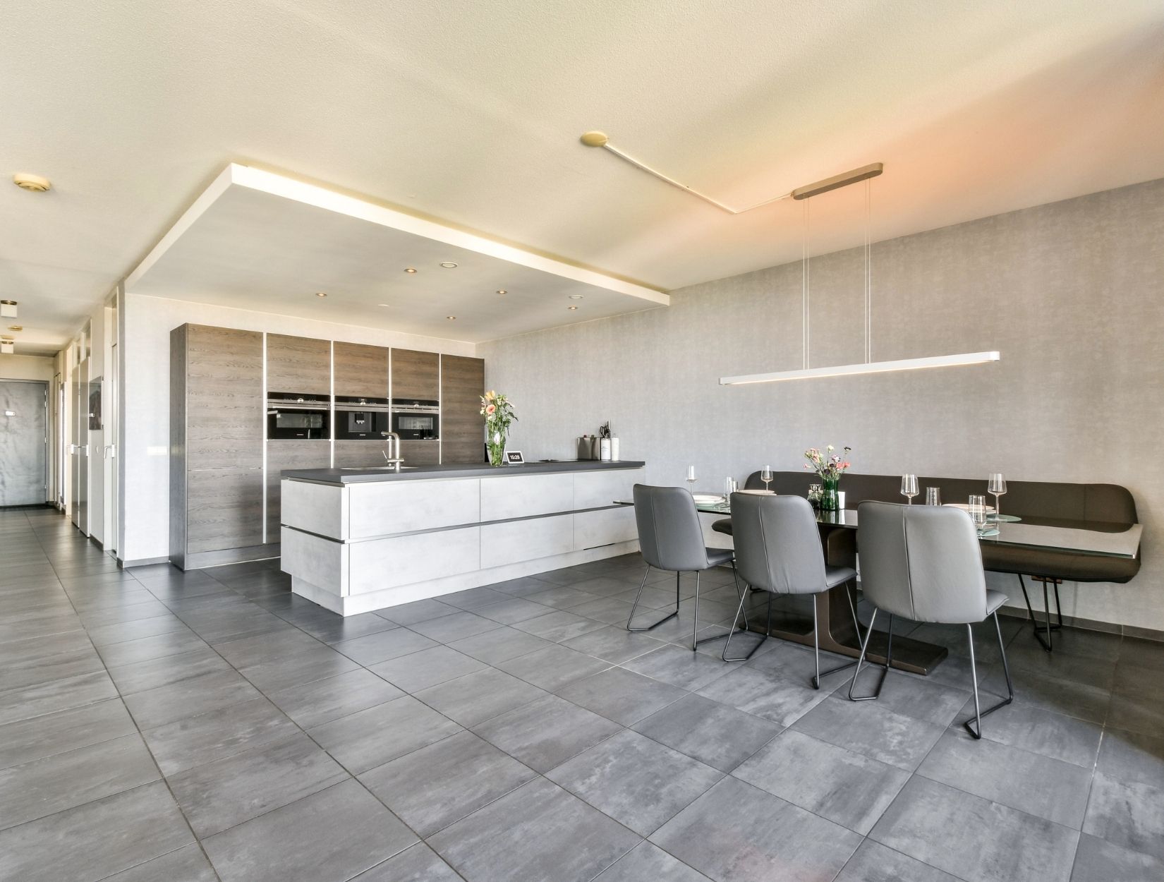 Safe, Vetted, and Experienced Cleaners